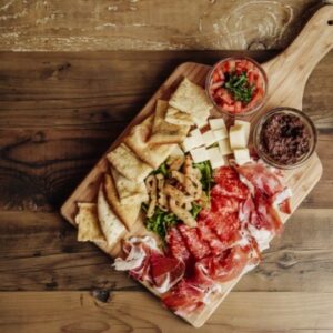 Some Great Charcuterie Board Ideas for ‘Expert’ Meat Trays